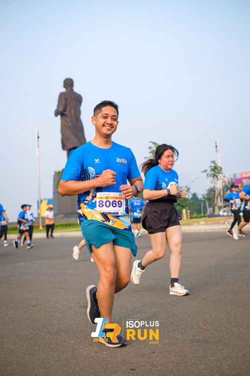 Race photo from ISOPlus Run 2024 Jakarta