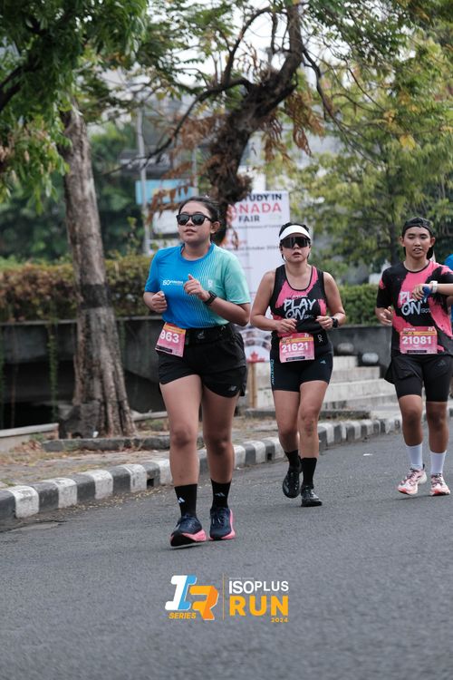 Race photo from Isoplus Run 2024 Surabaya