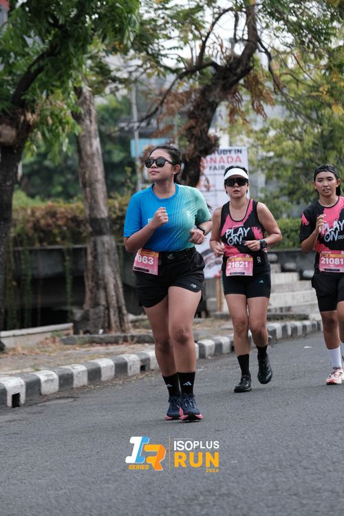 Race photo from Isoplus Run 2024 Surabaya
