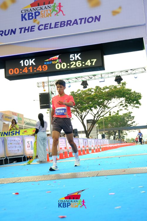 Race photo from CISANGKAN KBP CITY RUN 2025