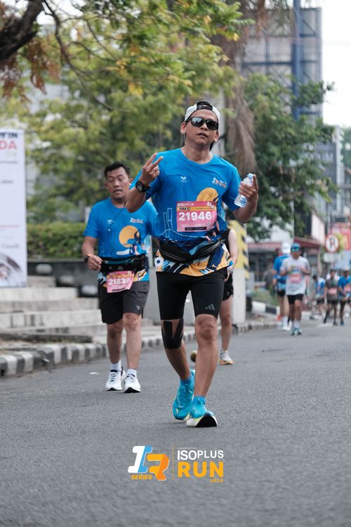 Race photo from Isoplus Run 2024 Surabaya