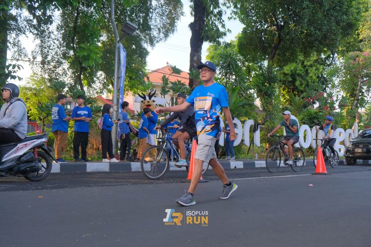 Race photo from Isoplus Run 2024 Surabaya
