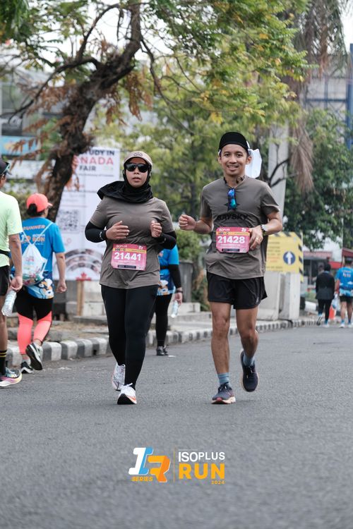 Race photo from Isoplus Run 2024 Surabaya