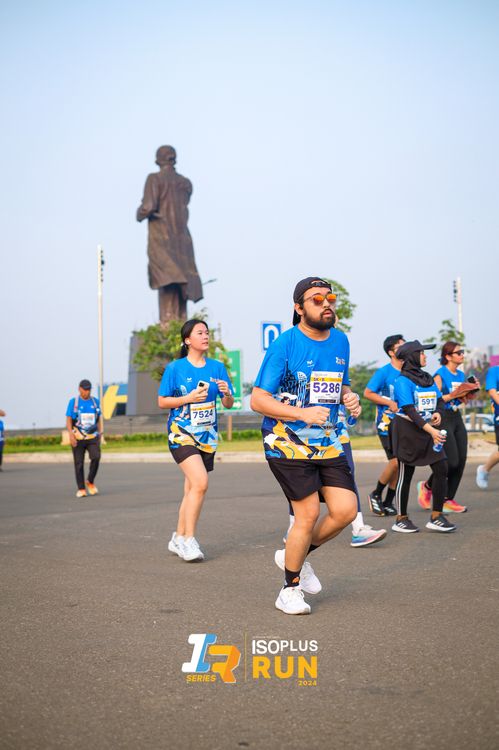 Race photo from ISOPlus Run 2024 Jakarta