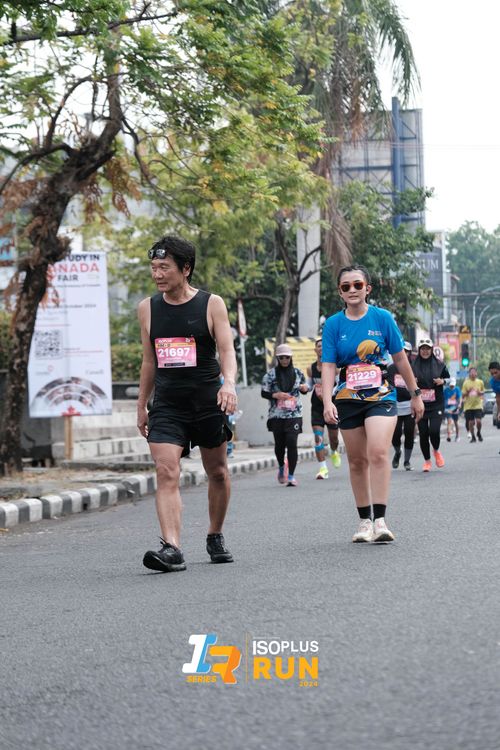 Race photo from Isoplus Run 2024 Surabaya