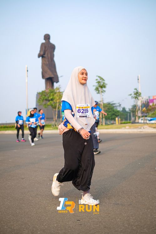 Race photo from ISOPlus Run 2024 Jakarta