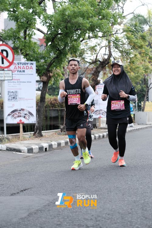 Race photo from Isoplus Run 2024 Surabaya