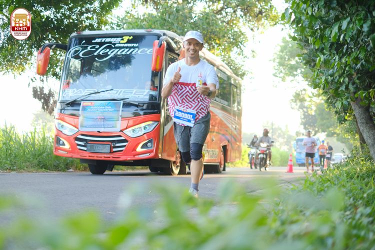 Race photo from Kediri Half Marathon 2024