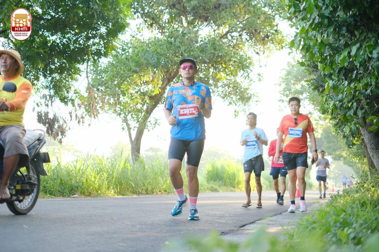 Race photo from Kediri Half Marathon 2024