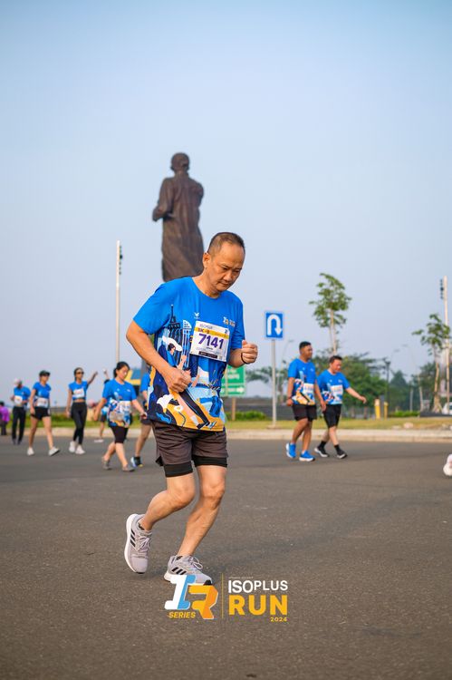 Race photo from ISOPlus Run 2024 Jakarta