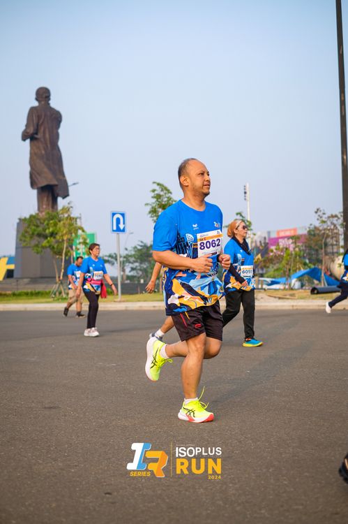 Race photo from ISOPlus Run 2024 Jakarta
