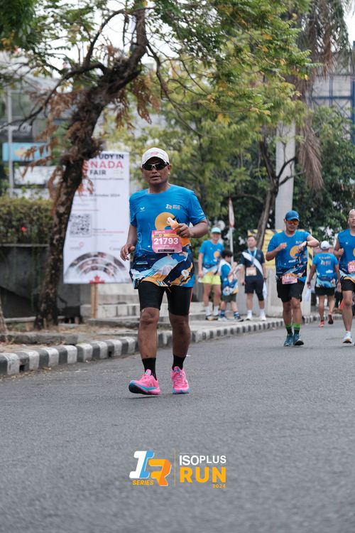 Race photo from Isoplus Run 2024 Surabaya