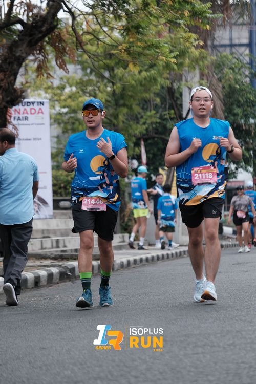 Race photo from Isoplus Run 2024 Surabaya