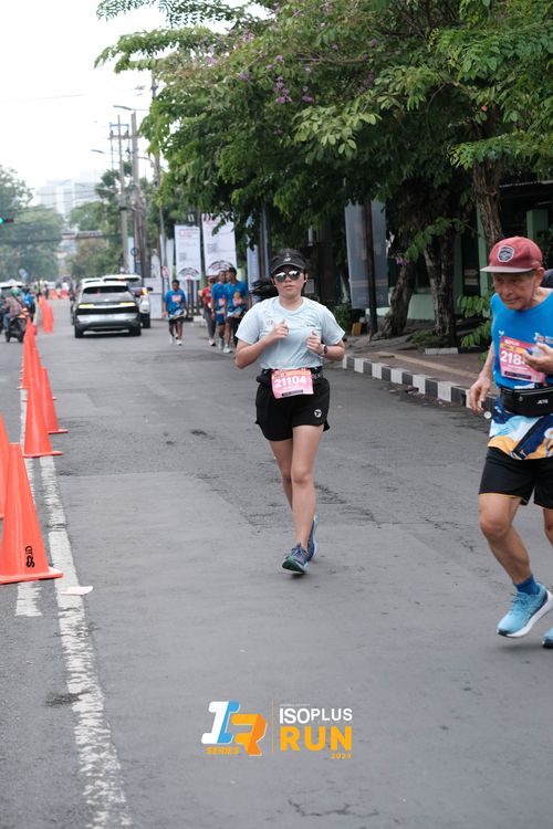 Race photo from Isoplus Run 2024 Surabaya