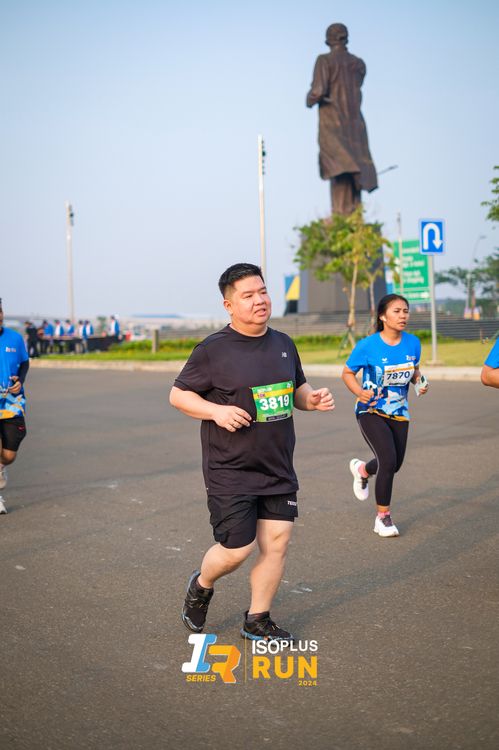 Race photo from ISOPlus Run 2024 Jakarta