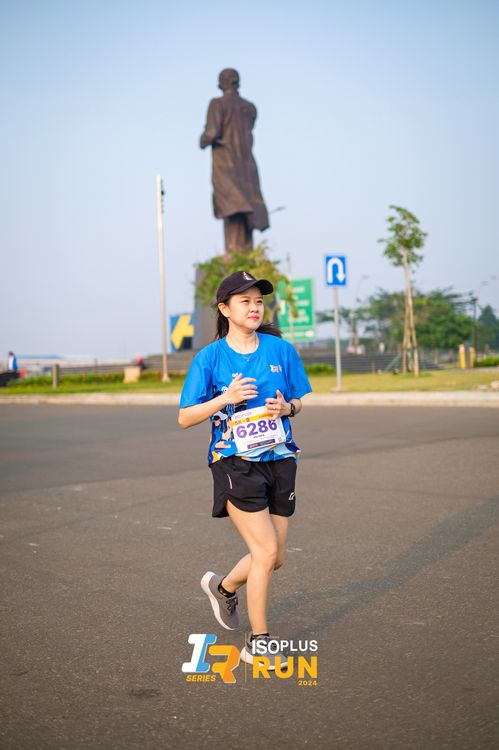 Race photo from ISOPlus Run 2024 Jakarta