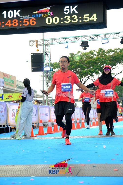 Race photo from CISANGKAN KBP CITY RUN 2025