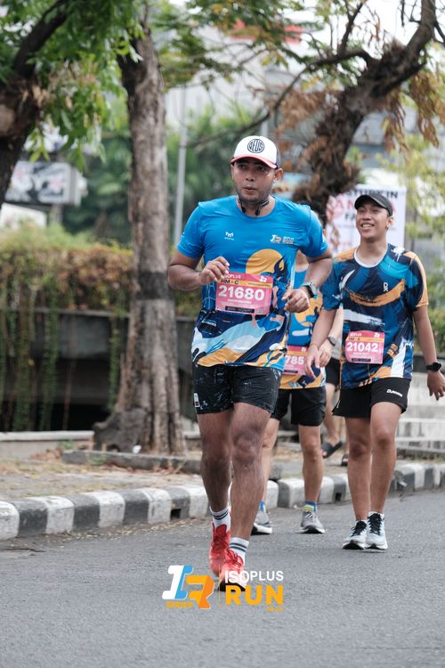 Race photo from Isoplus Run 2024 Surabaya