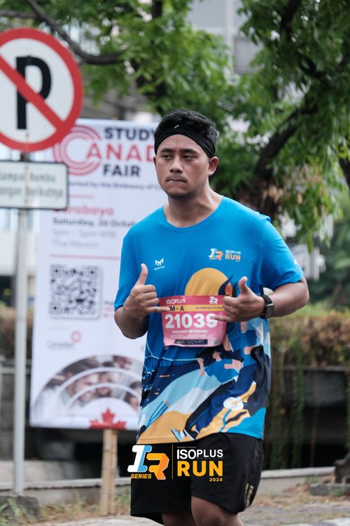Race photo from Isoplus Run 2024 Surabaya