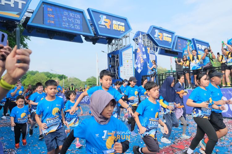 Race photo from Isoplus Run 2024 Surabaya