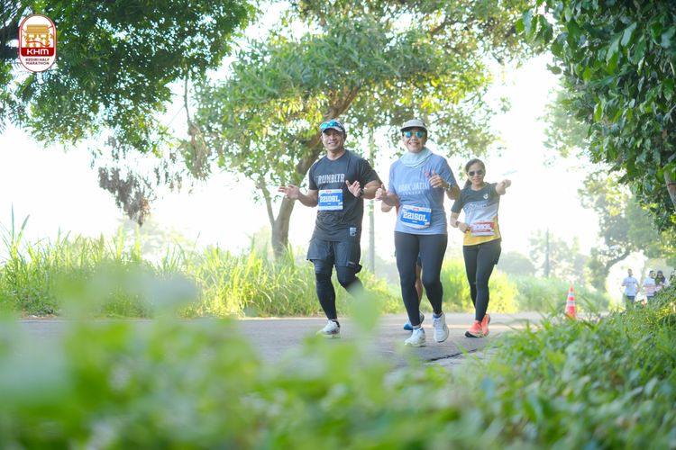 Race photo from Kediri Half Marathon 2024