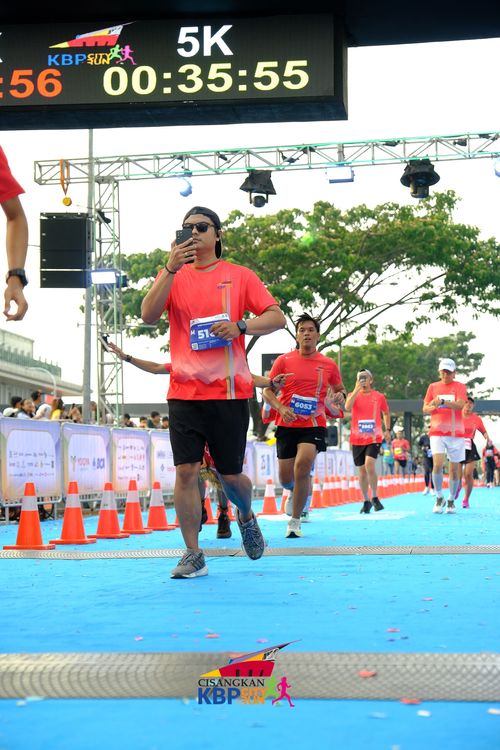 Race photo from CISANGKAN KBP CITY RUN 2025