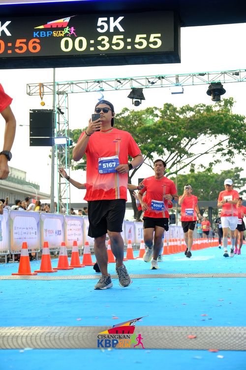 Race photo from CISANGKAN KBP CITY RUN 2025