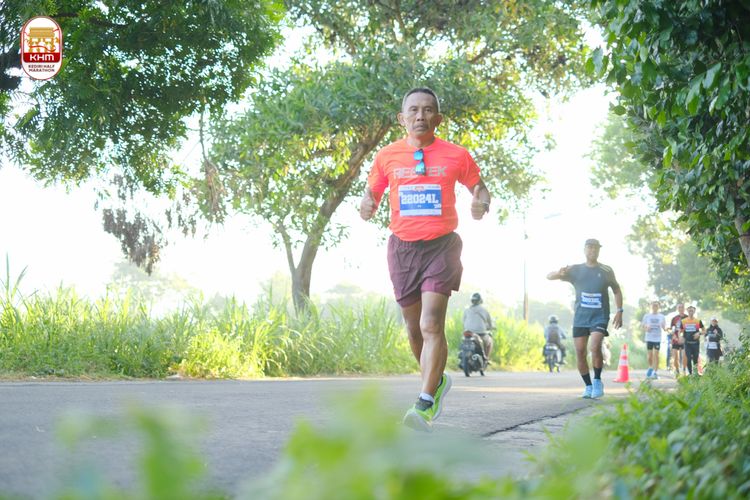 Race photo from Kediri Half Marathon 2024