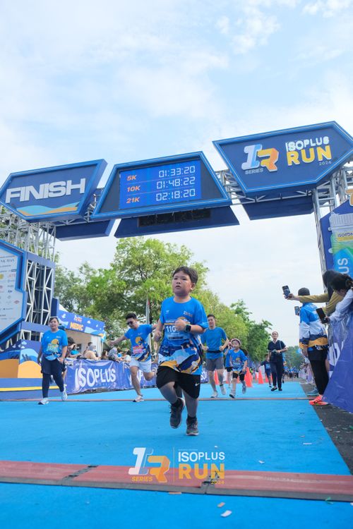 Race photo from Isoplus Run 2024 Surabaya