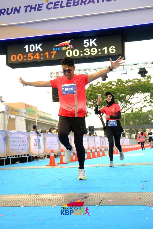 Race photo from CISANGKAN KBP CITY RUN 2025