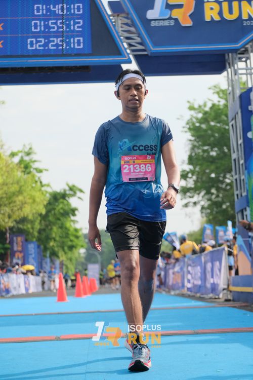 Race photo from Isoplus Run 2024 Surabaya