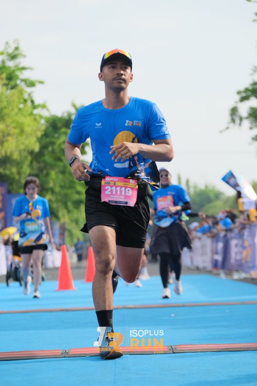 Race photo from Isoplus Run 2024 Surabaya
