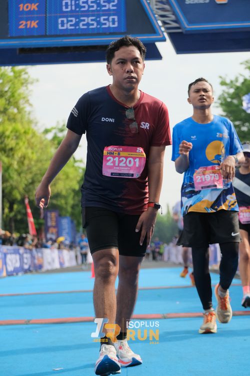 Race photo from Isoplus Run 2024 Surabaya