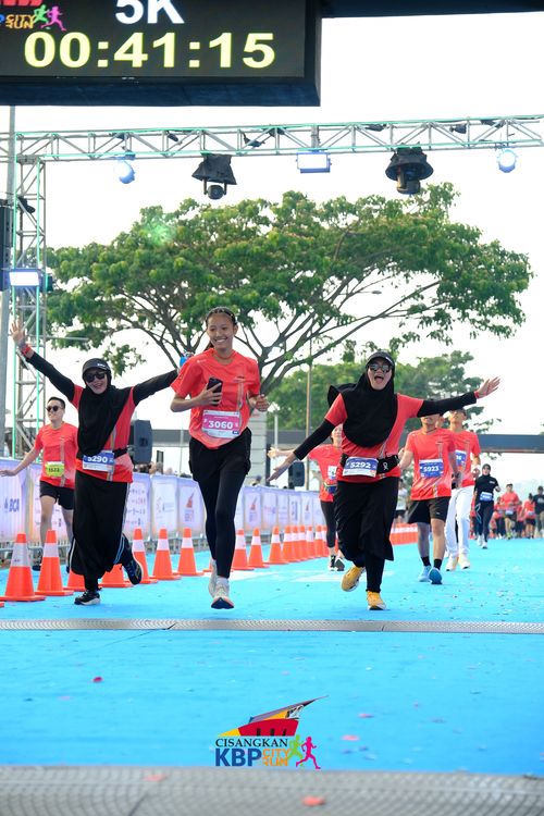 Race photo from CISANGKAN KBP CITY RUN 2025