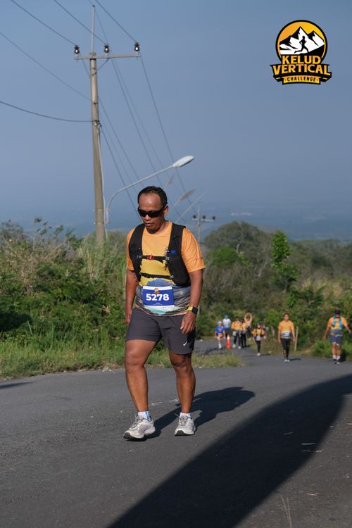 Race photo from Kelud Vertical Challenge 2024
