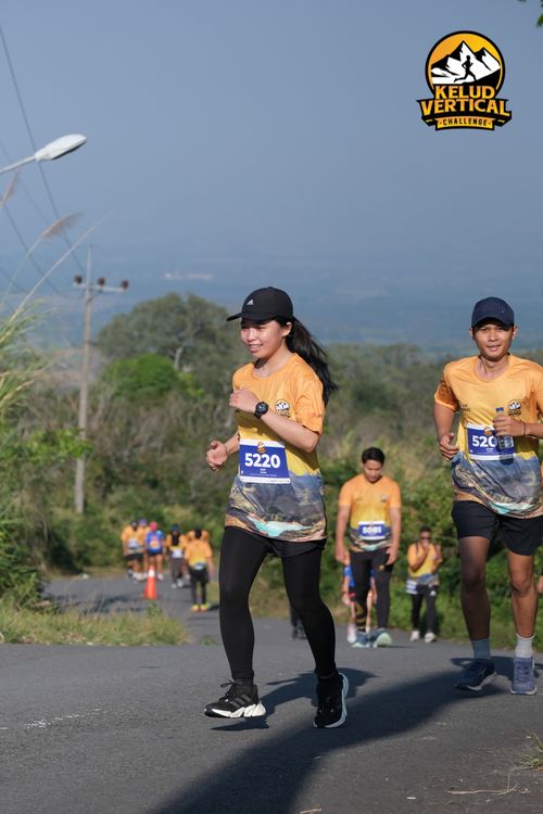 Race photo from Kelud Vertical Challenge 2024