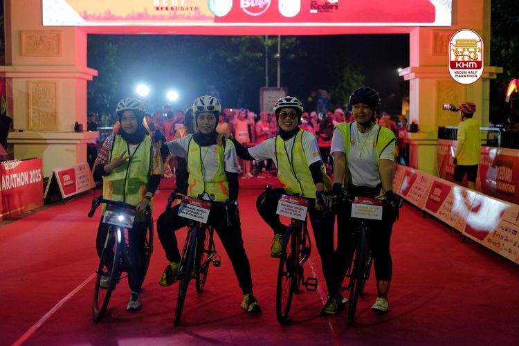 Race photo from Kediri Half Marathon 2025