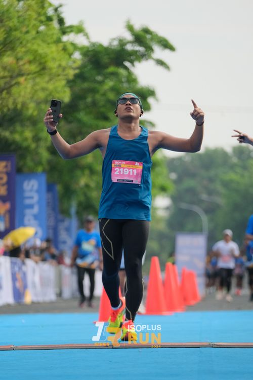 Race photo from Isoplus Run 2024 Surabaya