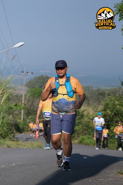 Race photo from Kelud Vertical Challenge 2024