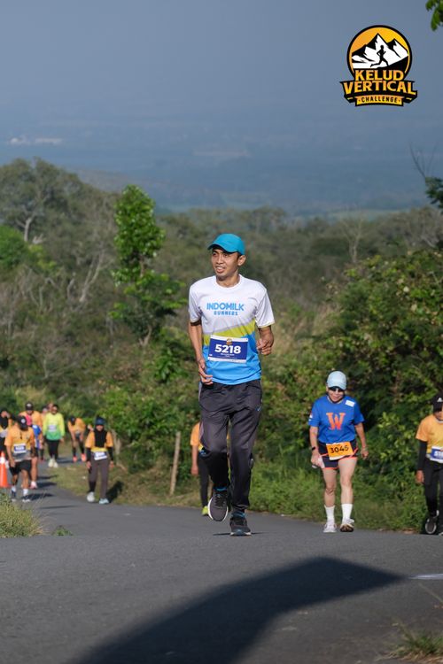 Race photo from Kelud Vertical Challenge 2024