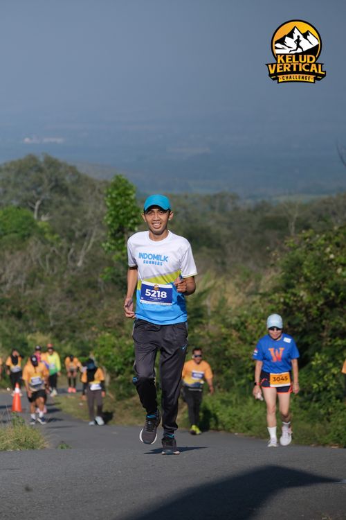 Race photo from Kelud Vertical Challenge 2024
