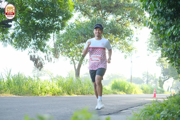 Race photo from Kediri Half Marathon 2024