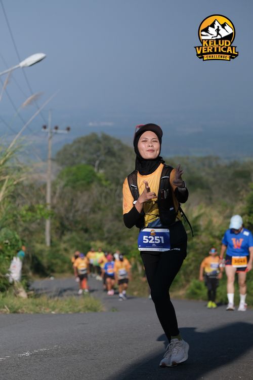 Race photo from Kelud Vertical Challenge 2024