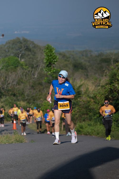 Race photo from Kelud Vertical Challenge 2024