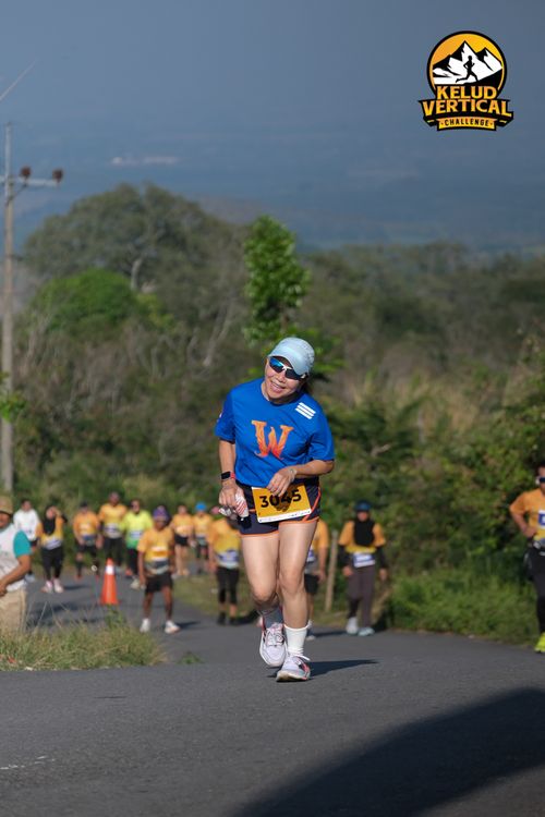 Race photo from Kelud Vertical Challenge 2024