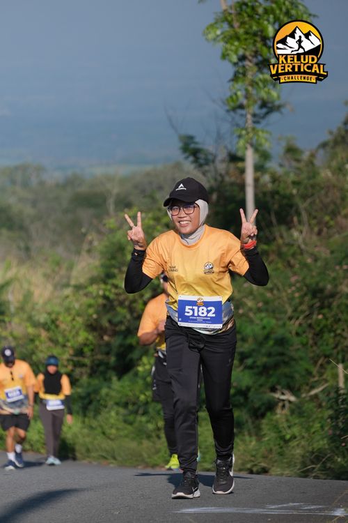 Race photo from Kelud Vertical Challenge 2024