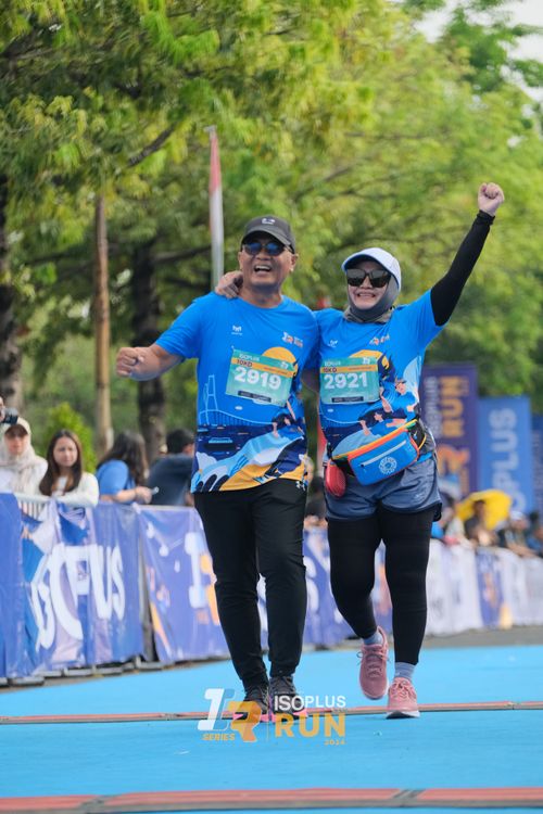 Race photo from Isoplus Run 2024 Surabaya