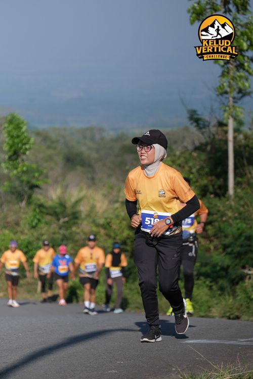 Race photo from Kelud Vertical Challenge 2024