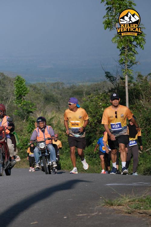Race photo from Kelud Vertical Challenge 2024
