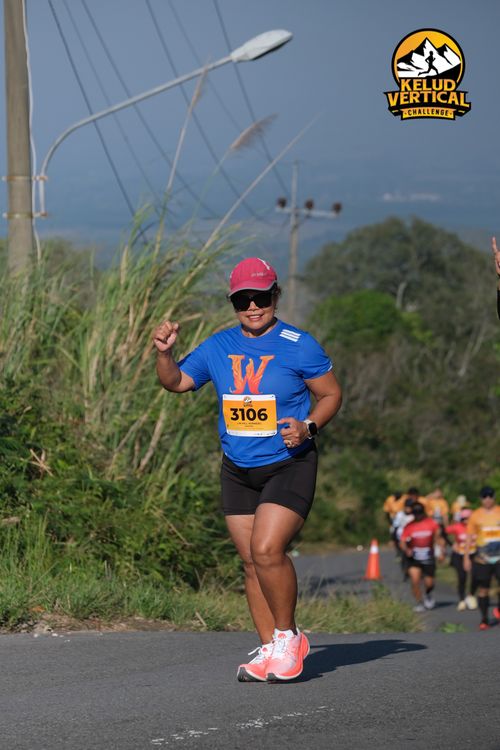 Race photo from Kelud Vertical Challenge 2024